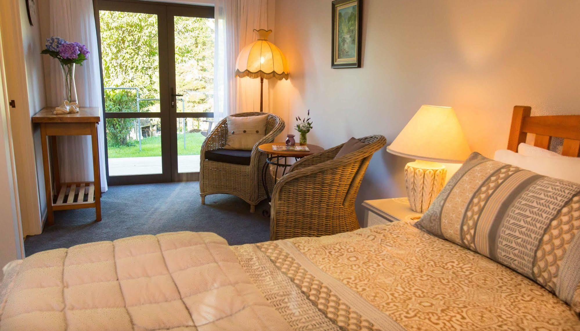 טאורנגה Rolling Hills Country Stay B&B מראה חיצוני תמונה