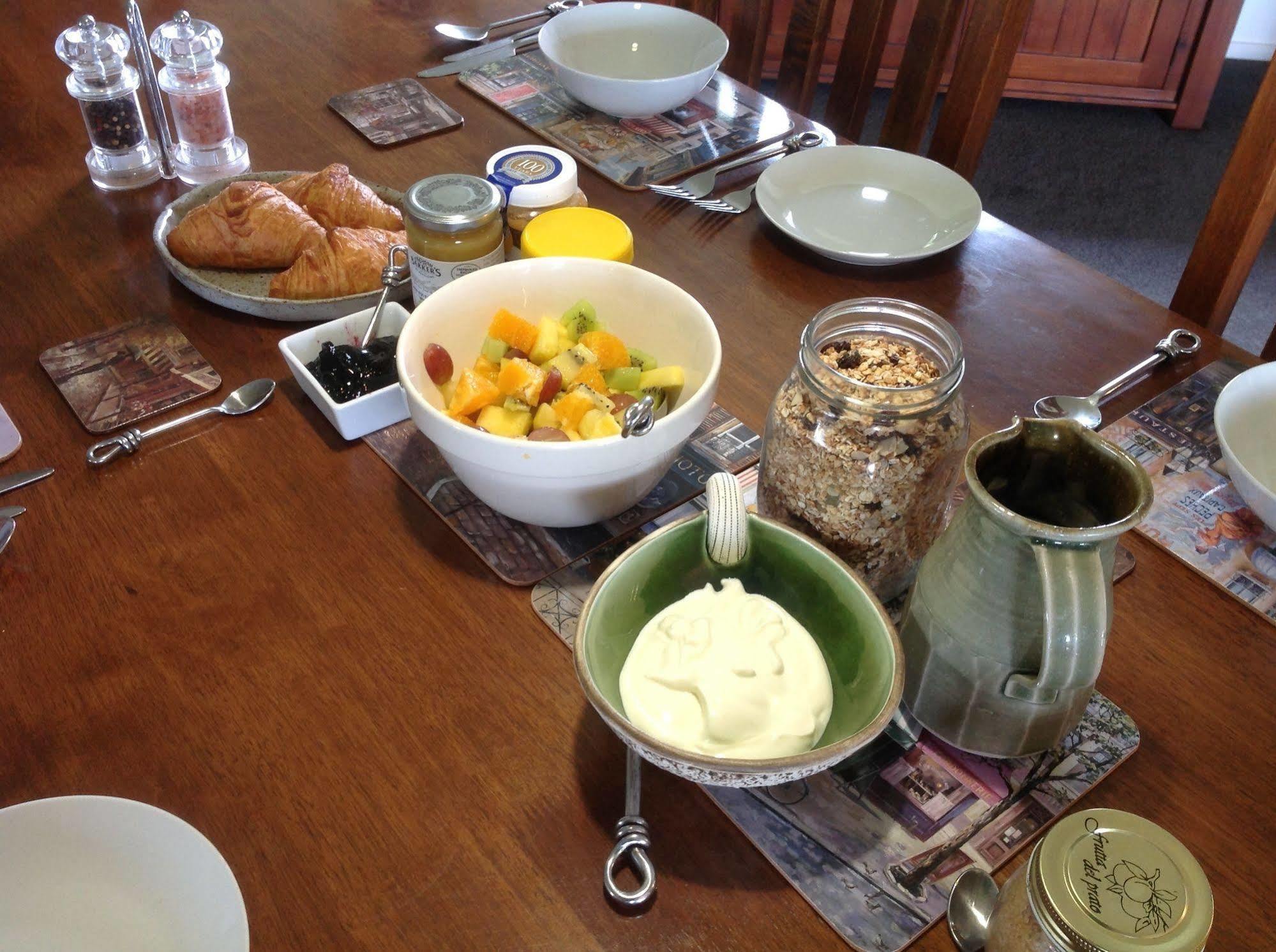 טאורנגה Rolling Hills Country Stay B&B מראה חיצוני תמונה